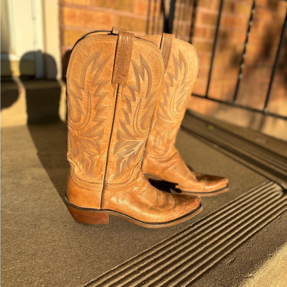 Luchesse Savannah Boots.